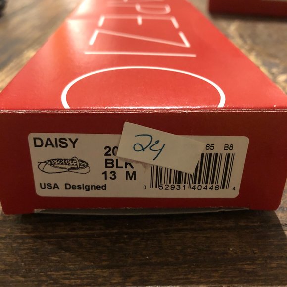 Capezio Kids Black Ballet Shoe - Picture 10 of 10